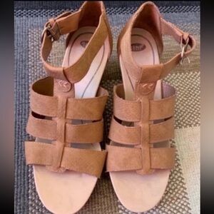 Dr. Scholl's Brown Strappy Wedges